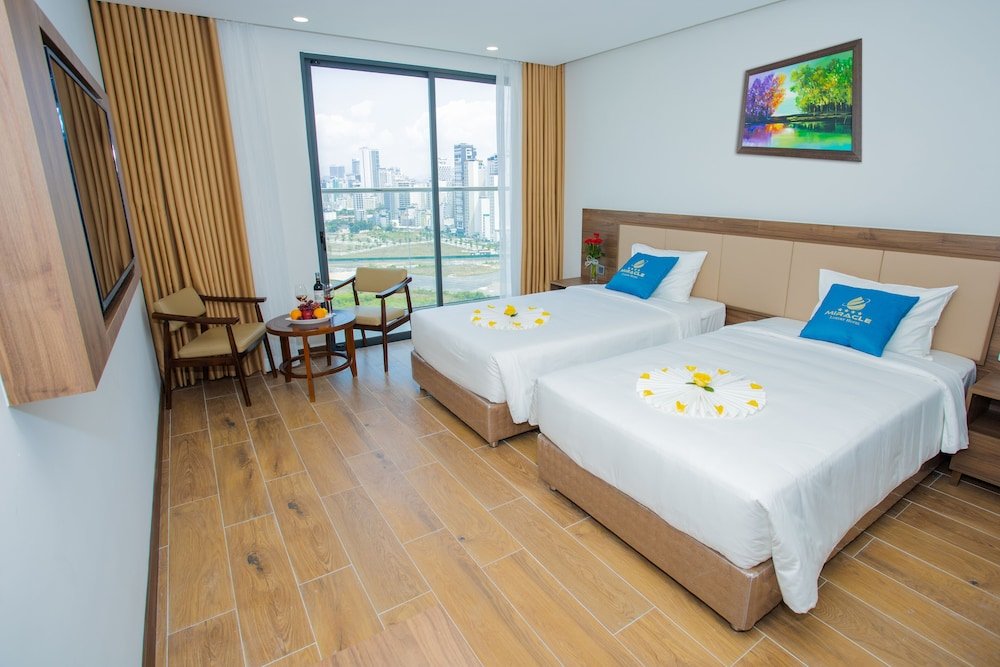 Фото Miracle Luxury Hotel