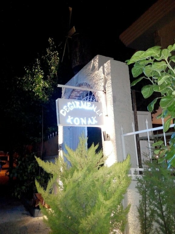 Гостиница Degirmenli Konak в Чешме