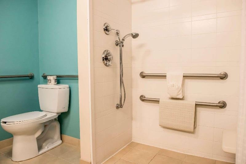 Фото Comfort Suites Lake City