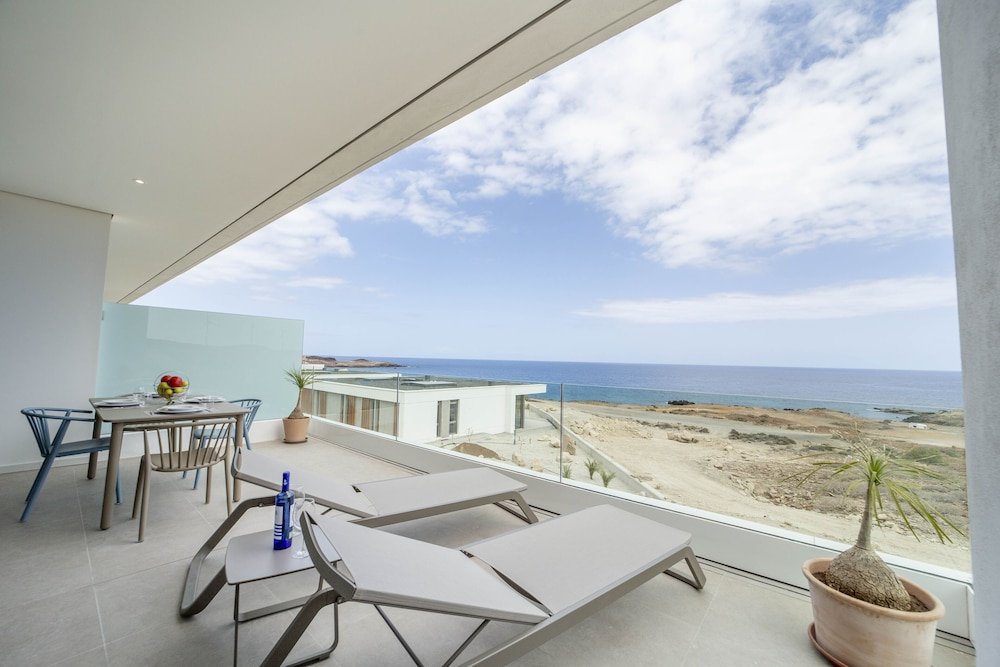 Фото Nivaria Beach