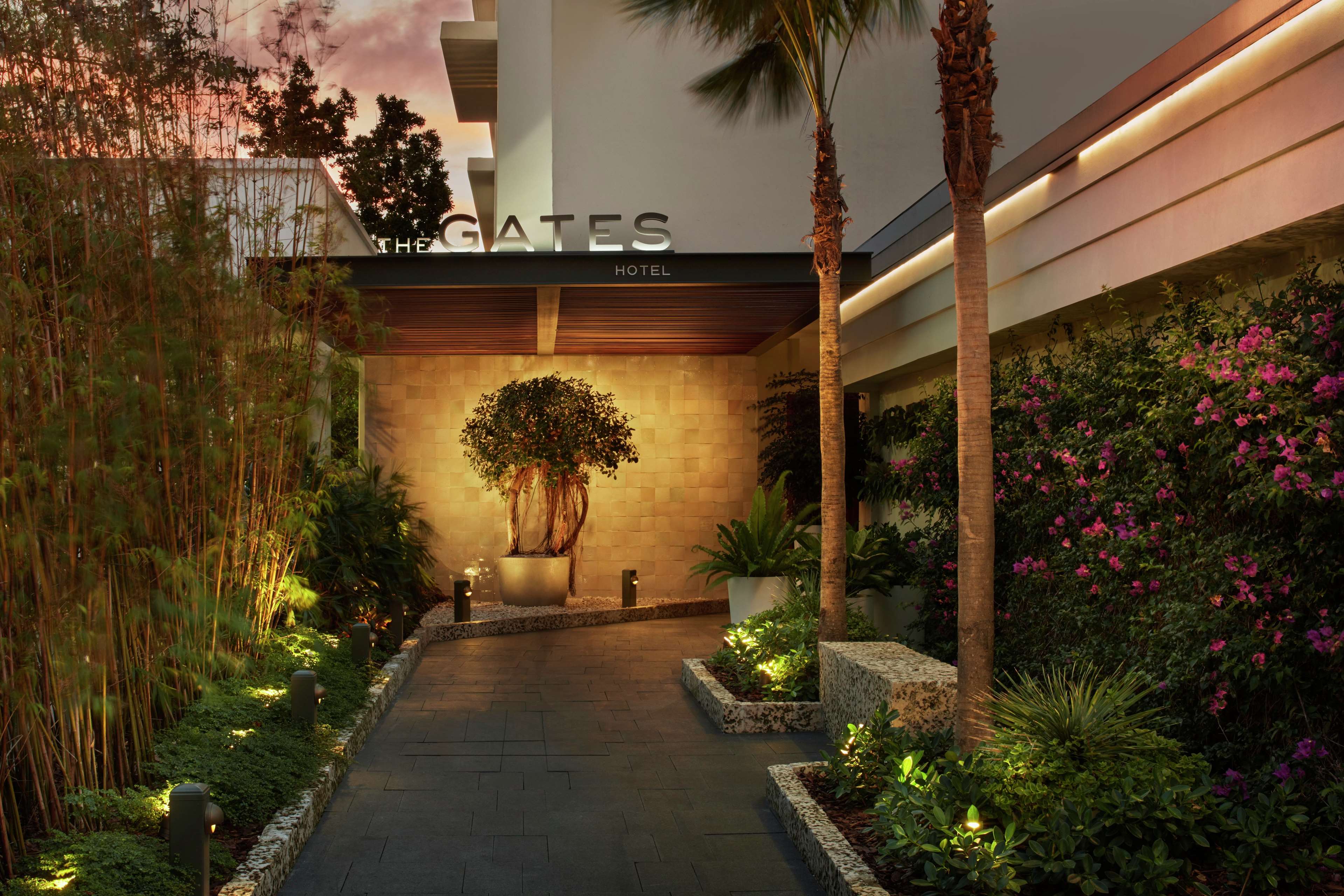 Фото The Gates Hotel South Beach 