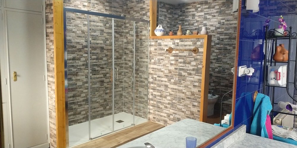 Фото 2 Balcones a la Hoz