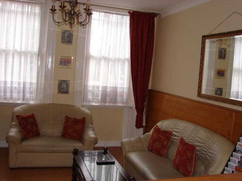 Фото Astoria Hotel