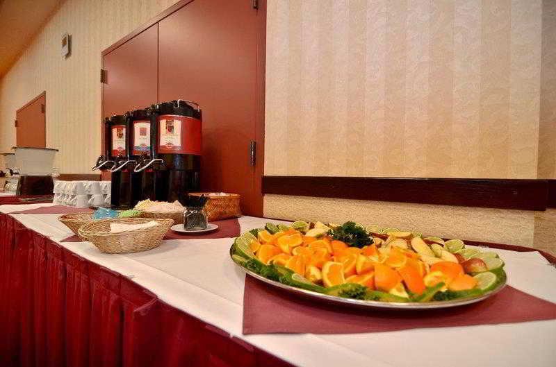 Фото Comfort Inn & Suites Downtown Tacoma