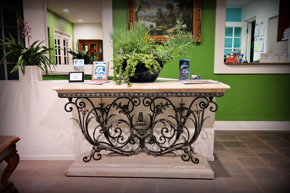 Фото Malibu Country Inn