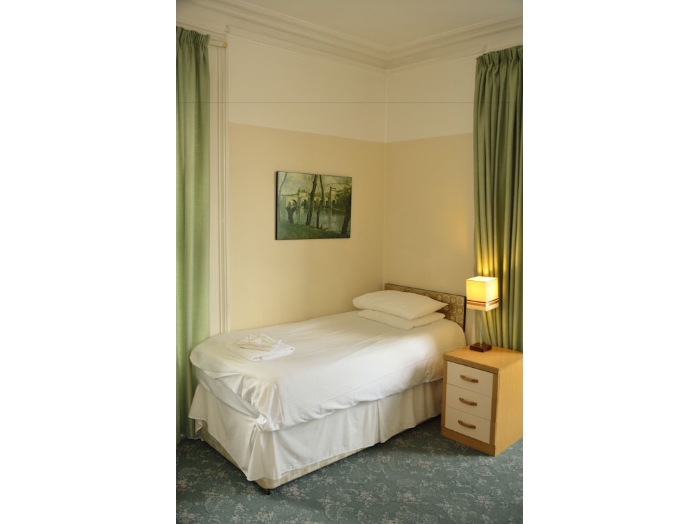 Фото Spean Bridge Hotel