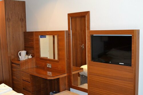 Гостиница Leisure Inn Hotel в Лондоне