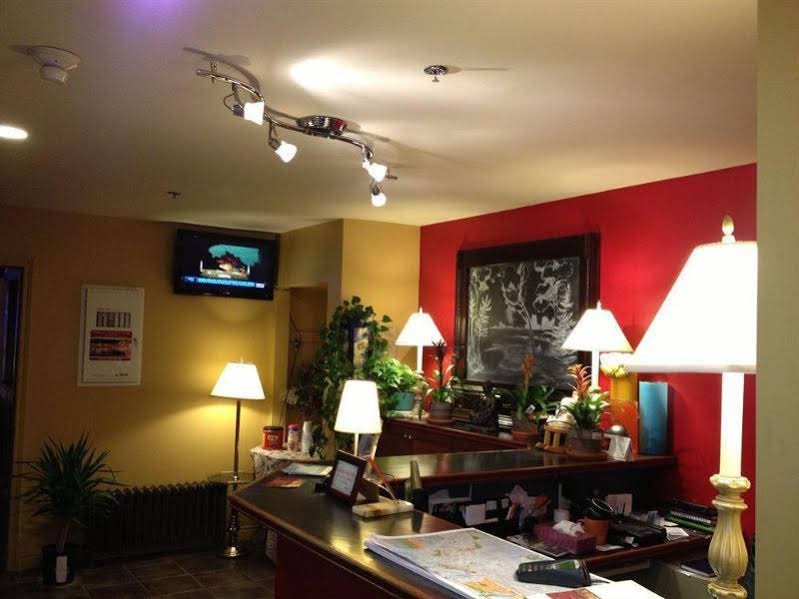 Фото Midtown Motel & Suites