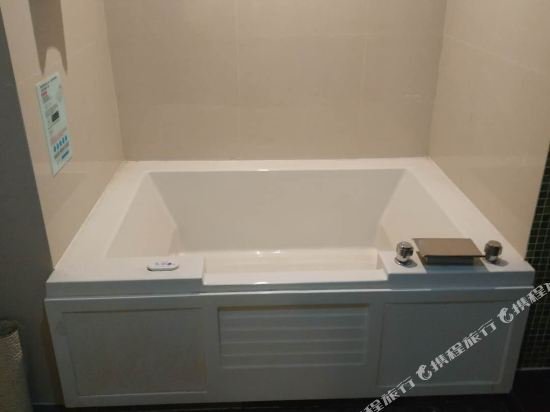 Фото Elegance Bund Hotel