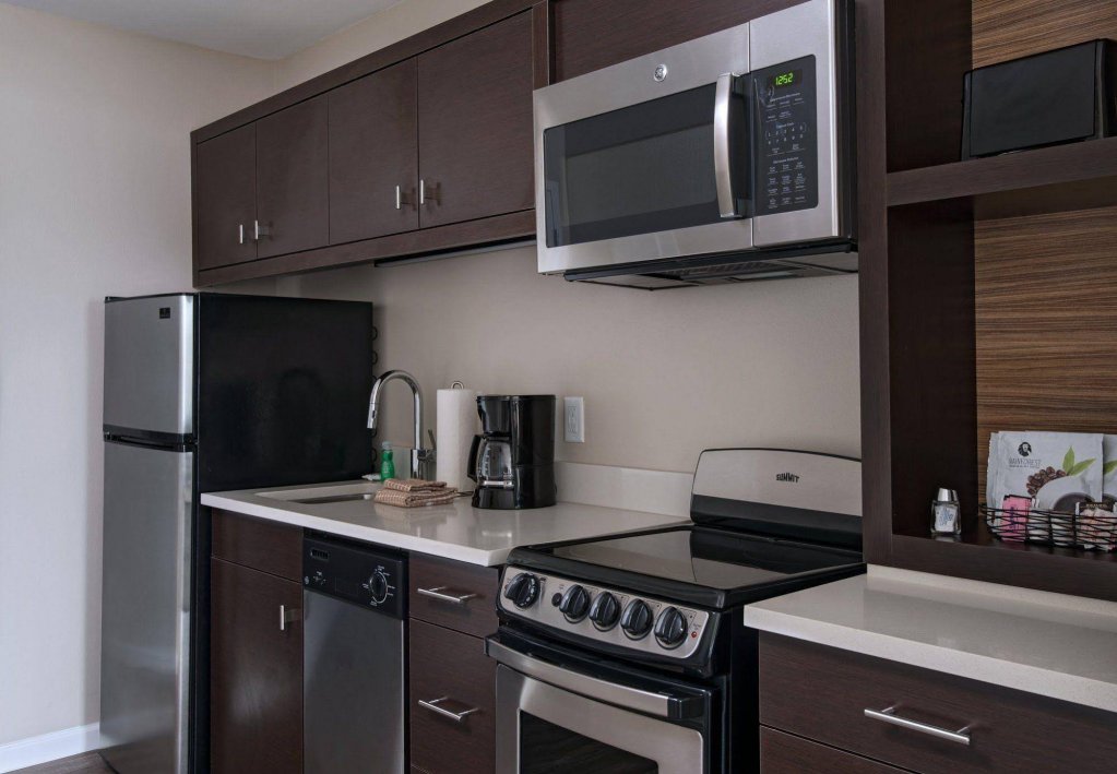 Фото Towneplace Suites by Marriott Lake Charles