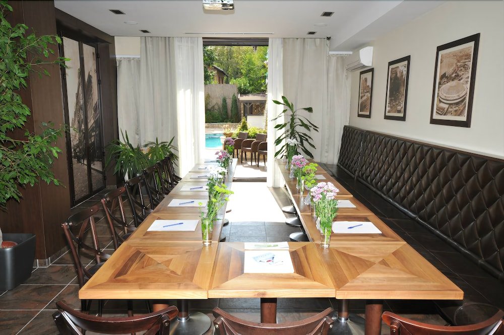 Фото Belgrade Boutique Hotel