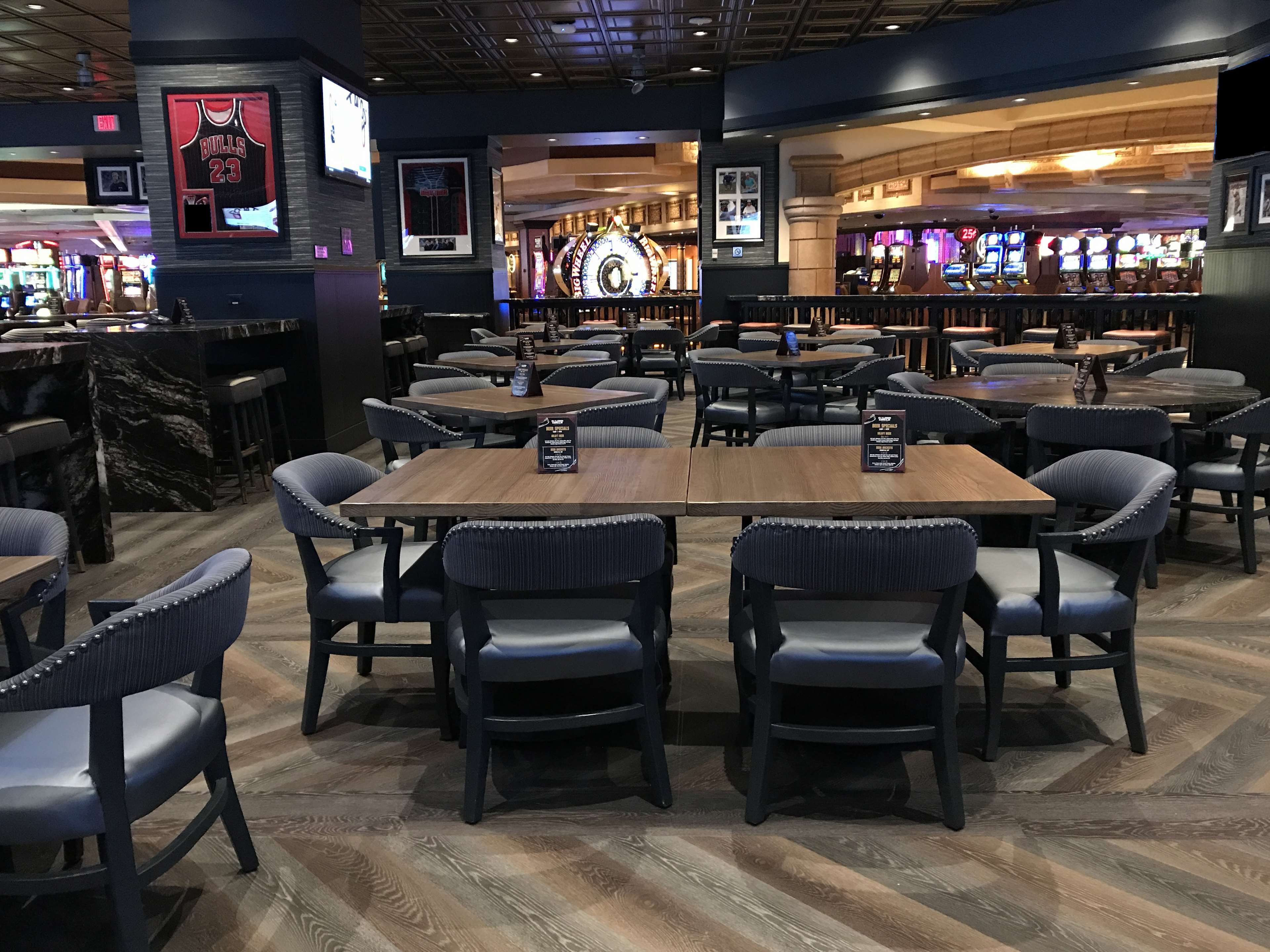 Фото Treasure Island - Ti Hotel & Casino, a Radisson Hotel