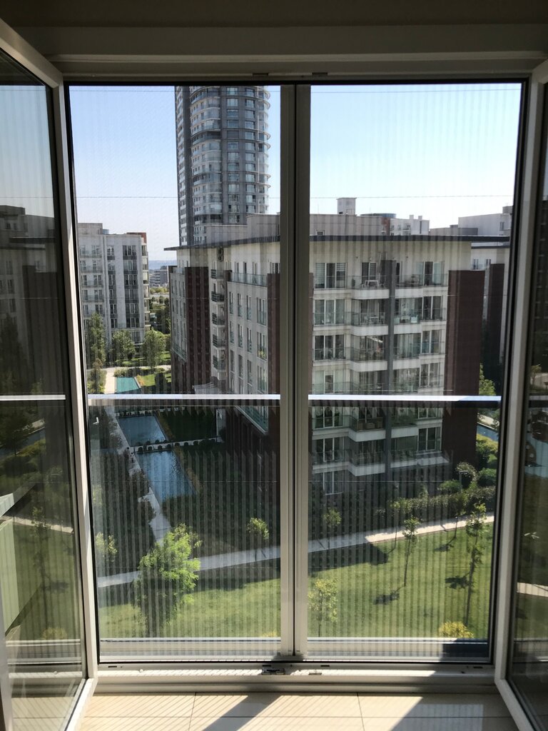 Mosquito nets Semih Sineklik, Istanbul, photo