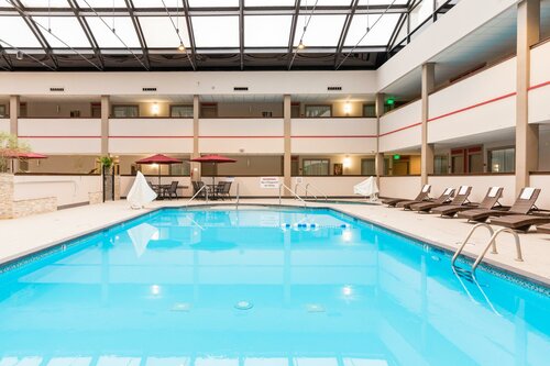Гостиница Brookfield Milwaukee Hotel в Брукфилде