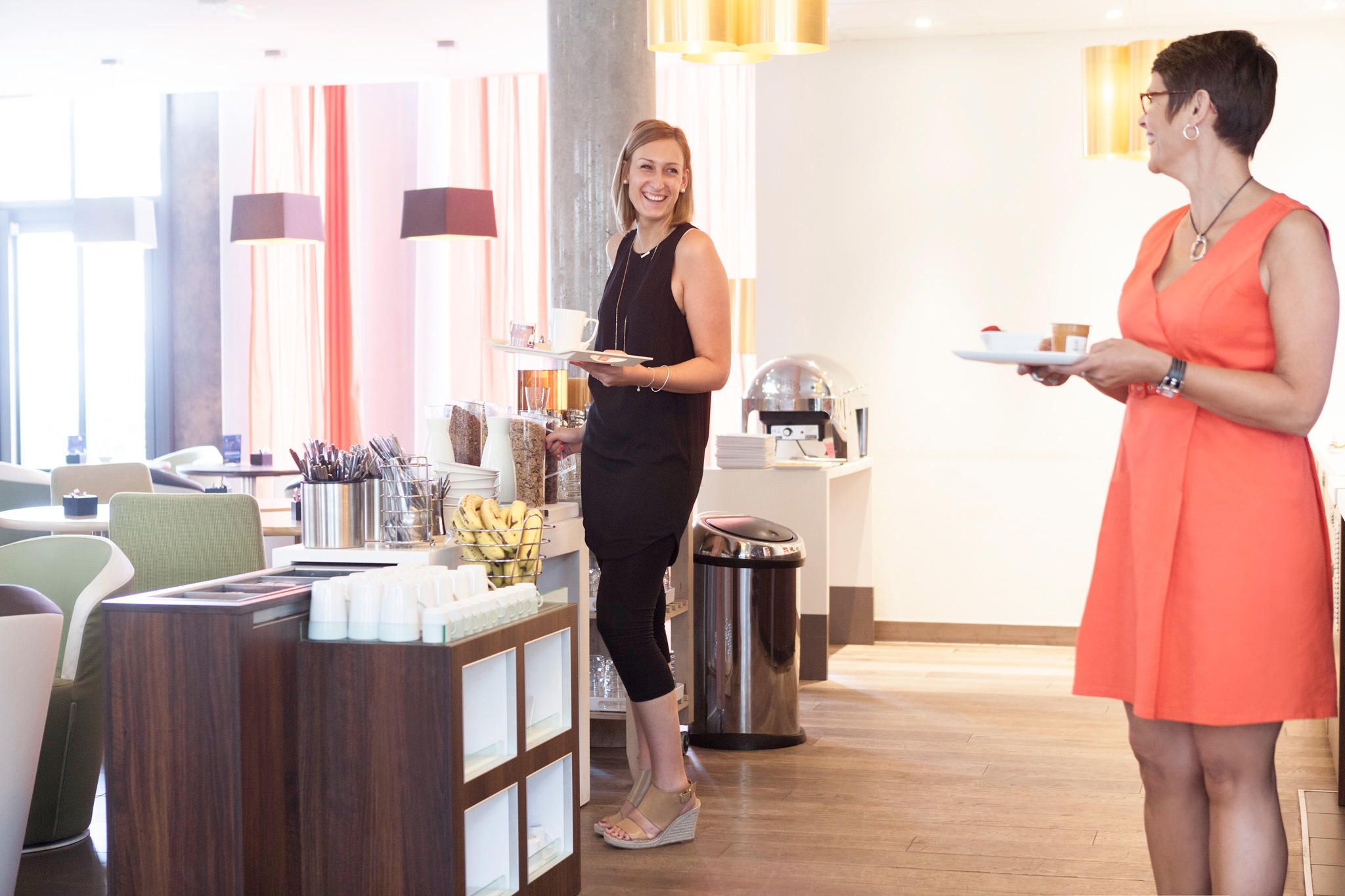 Фото Novotel Suites Reims Centre