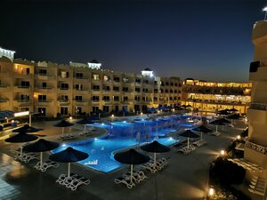 Amwaj Beach Club (Hurghada - Safaga Rd, Abu Soma, Soma Bay, Hurghada, Red Sea Governorate 1945502), hotel