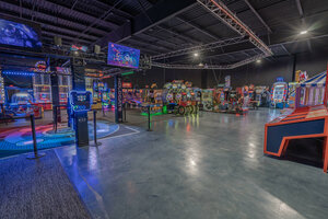 Mb2 Entertainment (California, County of Los Angeles, Santa Clarita), amusement park
