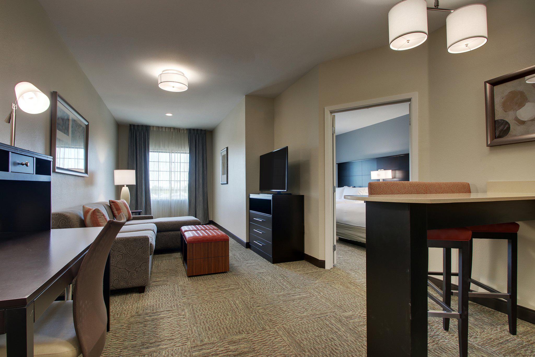 Фото Staybridge Suites Plano - The Colony, an Ihg Hotel