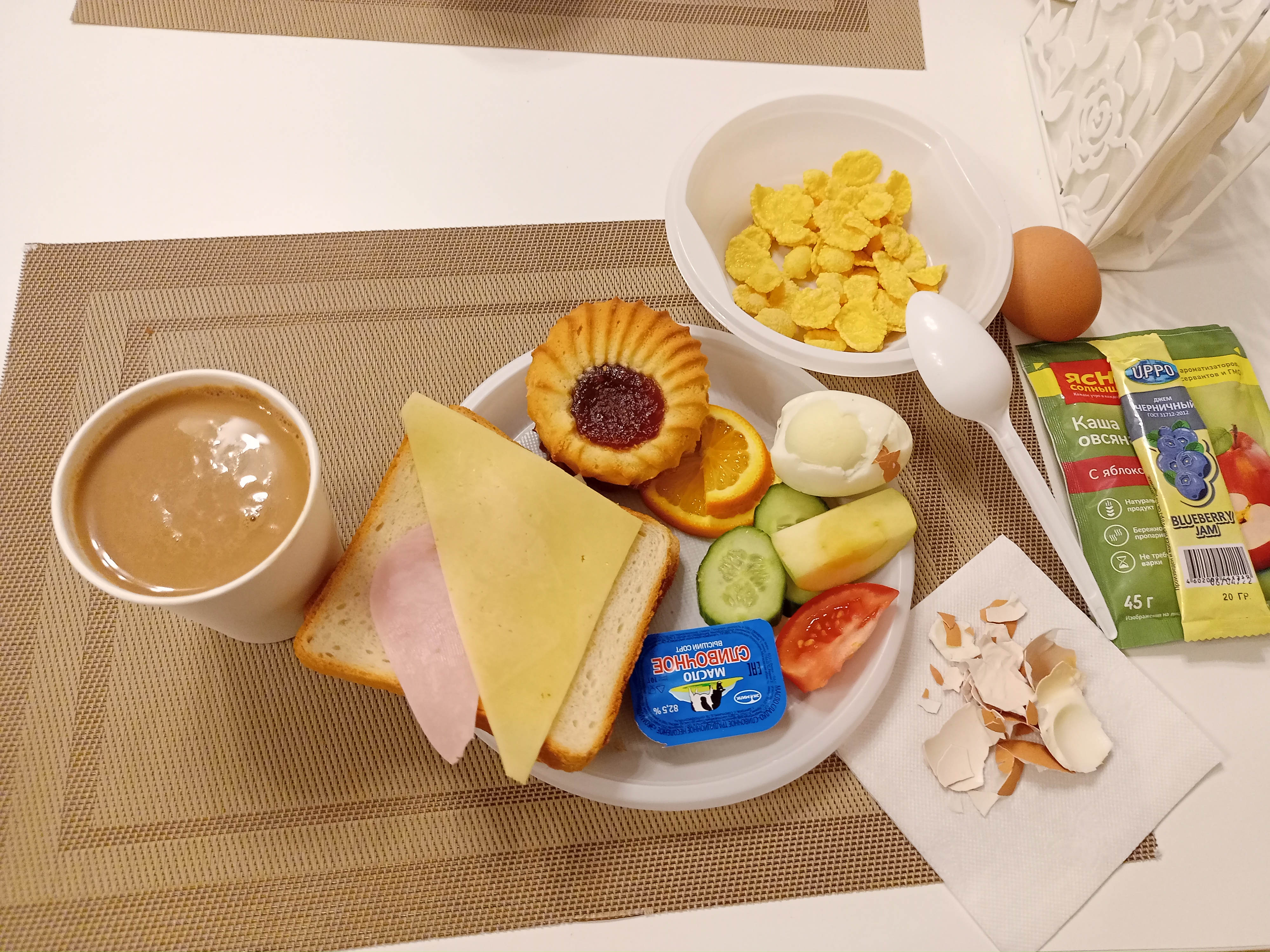 Фото Демократ на Невском 147