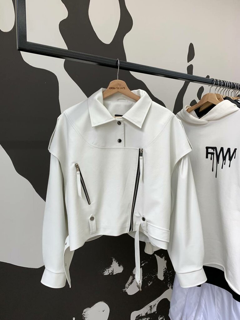 Clothing store Vorona the White, Yekaterinburg, photo