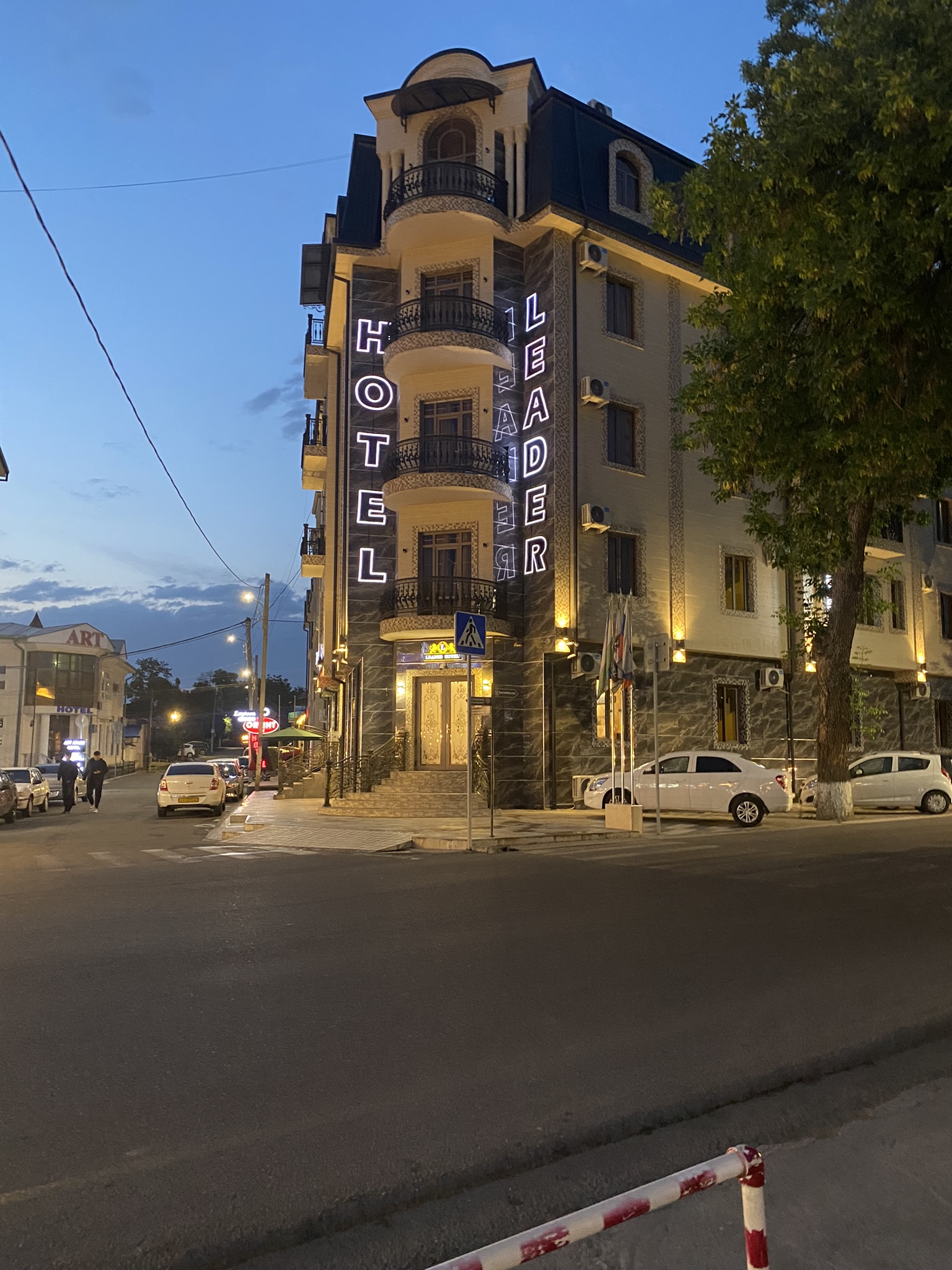 Фото Leader Hotel