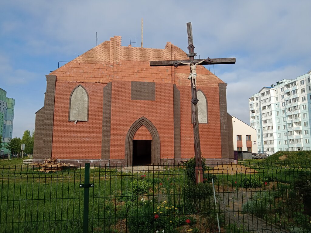 Католический храм Костёл святого Михаила Архангела, Минская область, фото