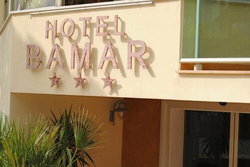 Гостиница Hotel Bamar в Червии