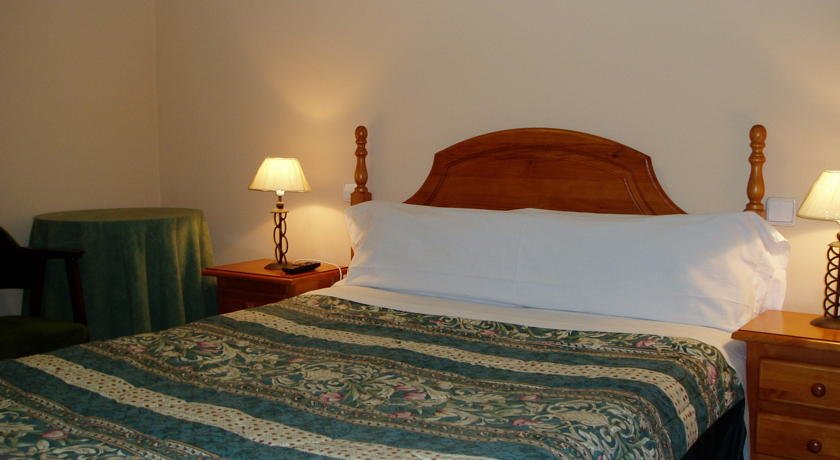 Фото Hostal Parajas