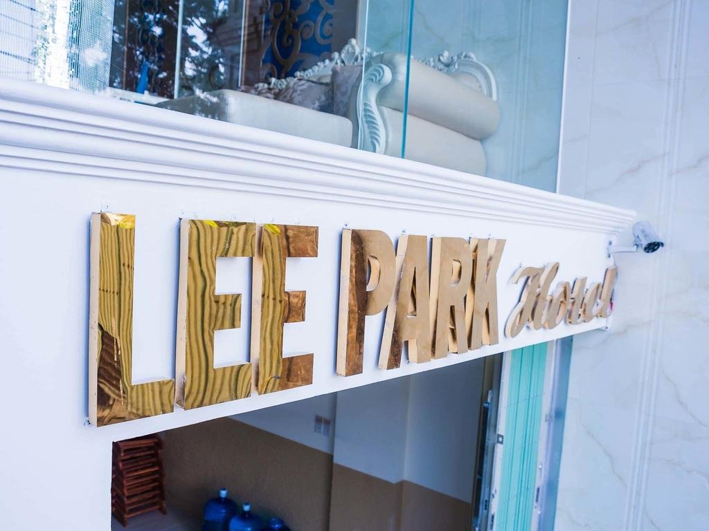 Фото Lee Park Hotel