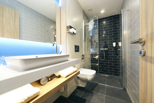 Гостиница Holiday Inn Express Ljubljana в Любляне