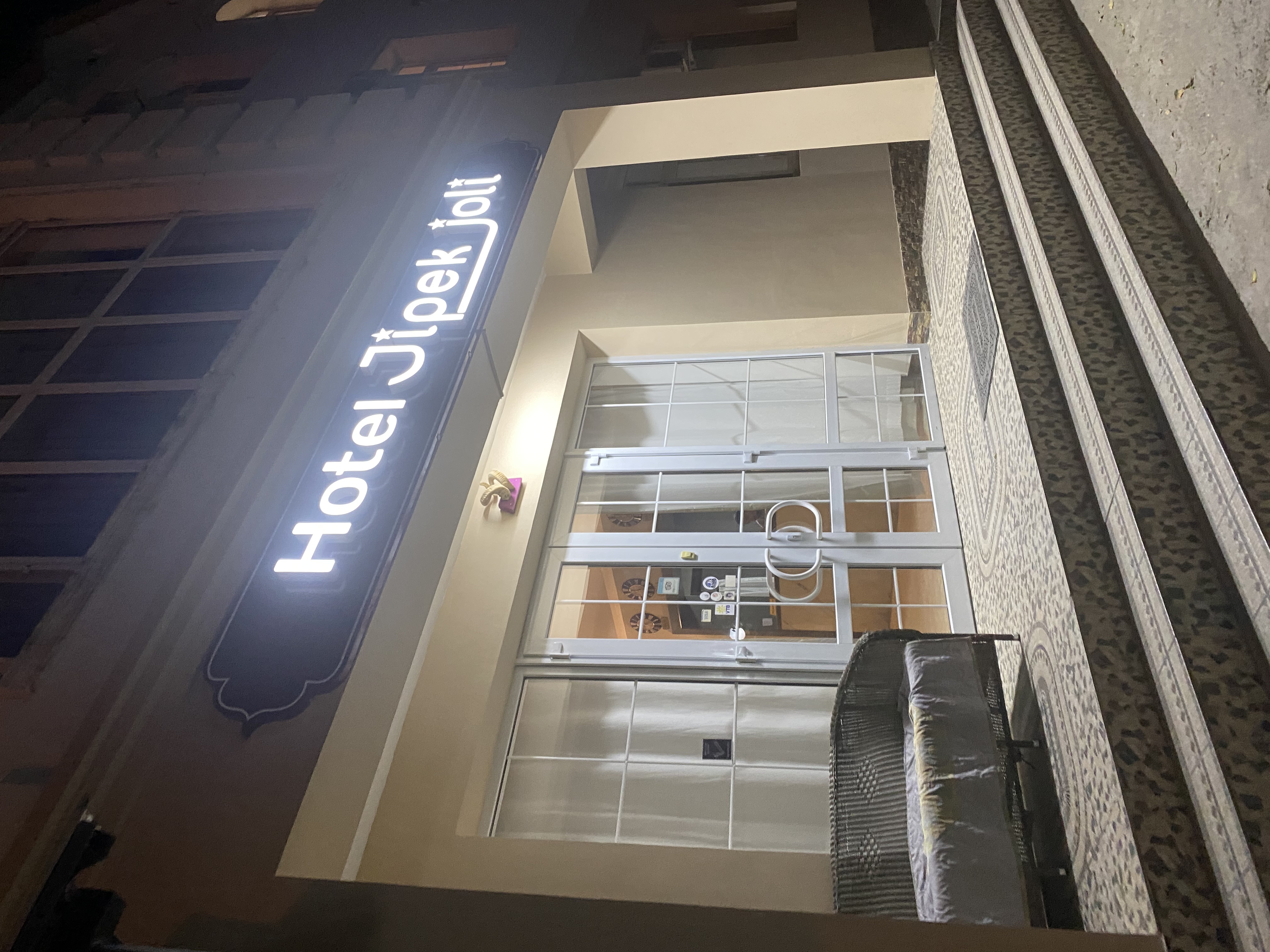 Фото Jipek Joli Hotel