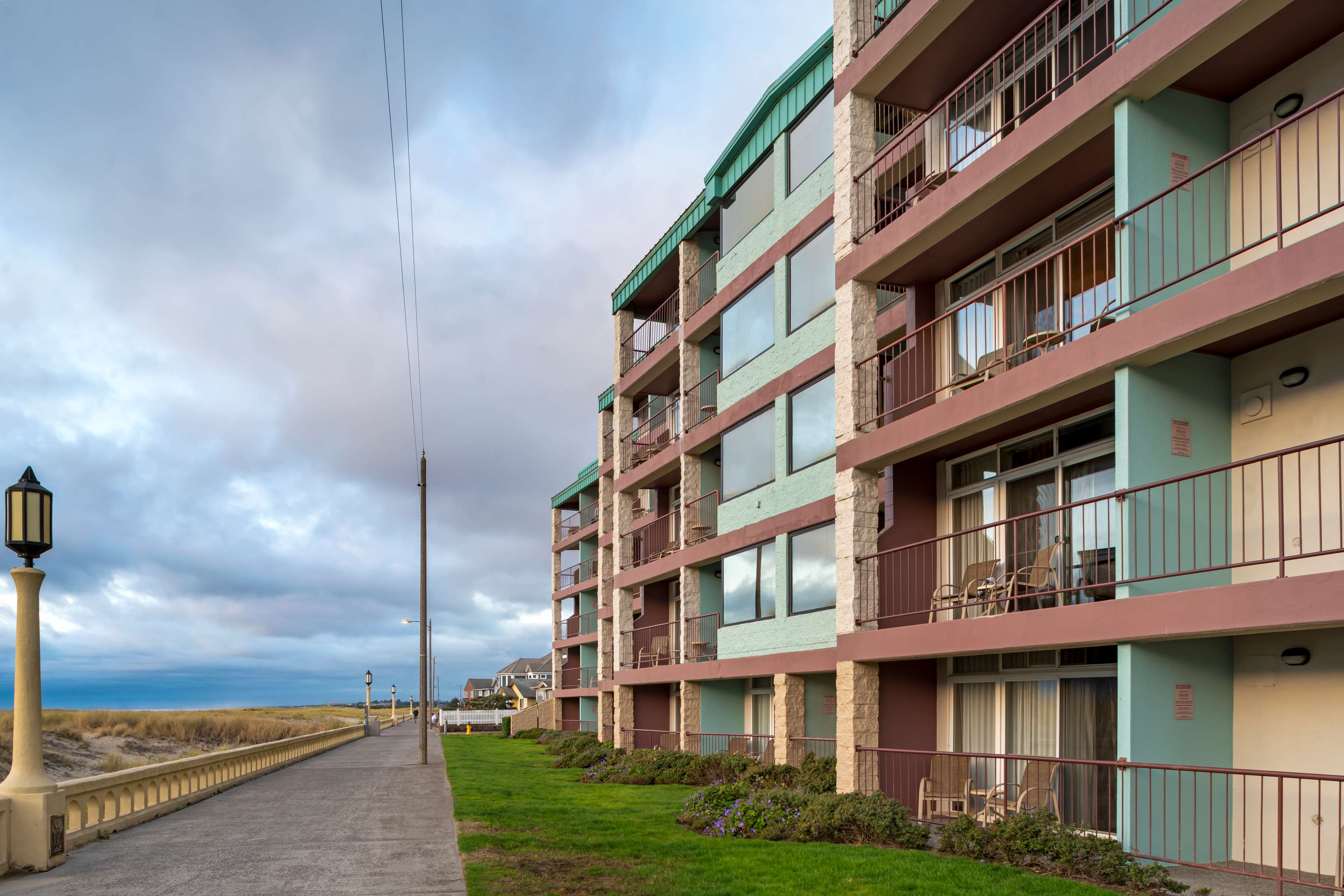 Фото Best Western Plus Ocean View Resort