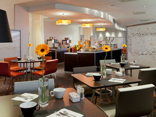 Гостиница Novotel Paris La Défense в Курбевуа