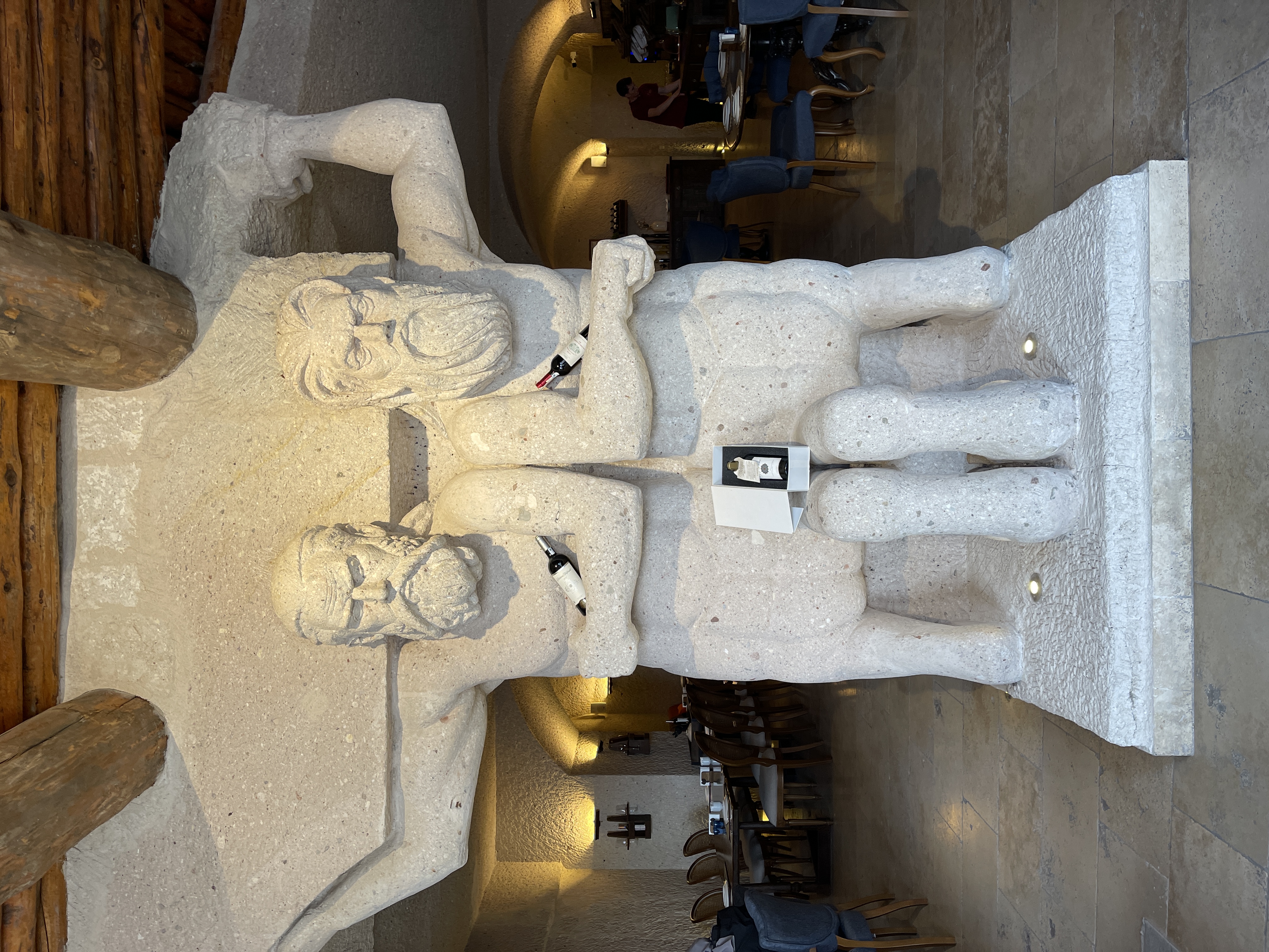 Фото Nino Cave Suites