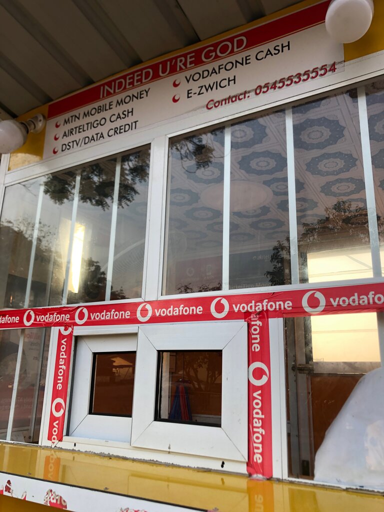 Restaurant Indeed U Re God, Accra, photo