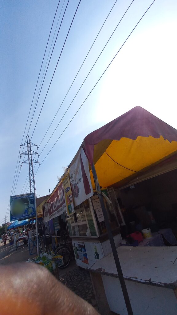 Hotel God's Time Is The Best, Accra, photo