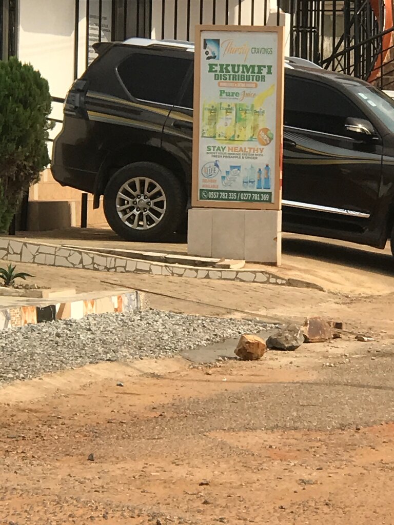 Wholesale store Ekumfi Distributor, Accra, photo