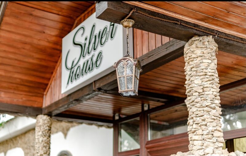 Гостиница Silver House в Миллерово