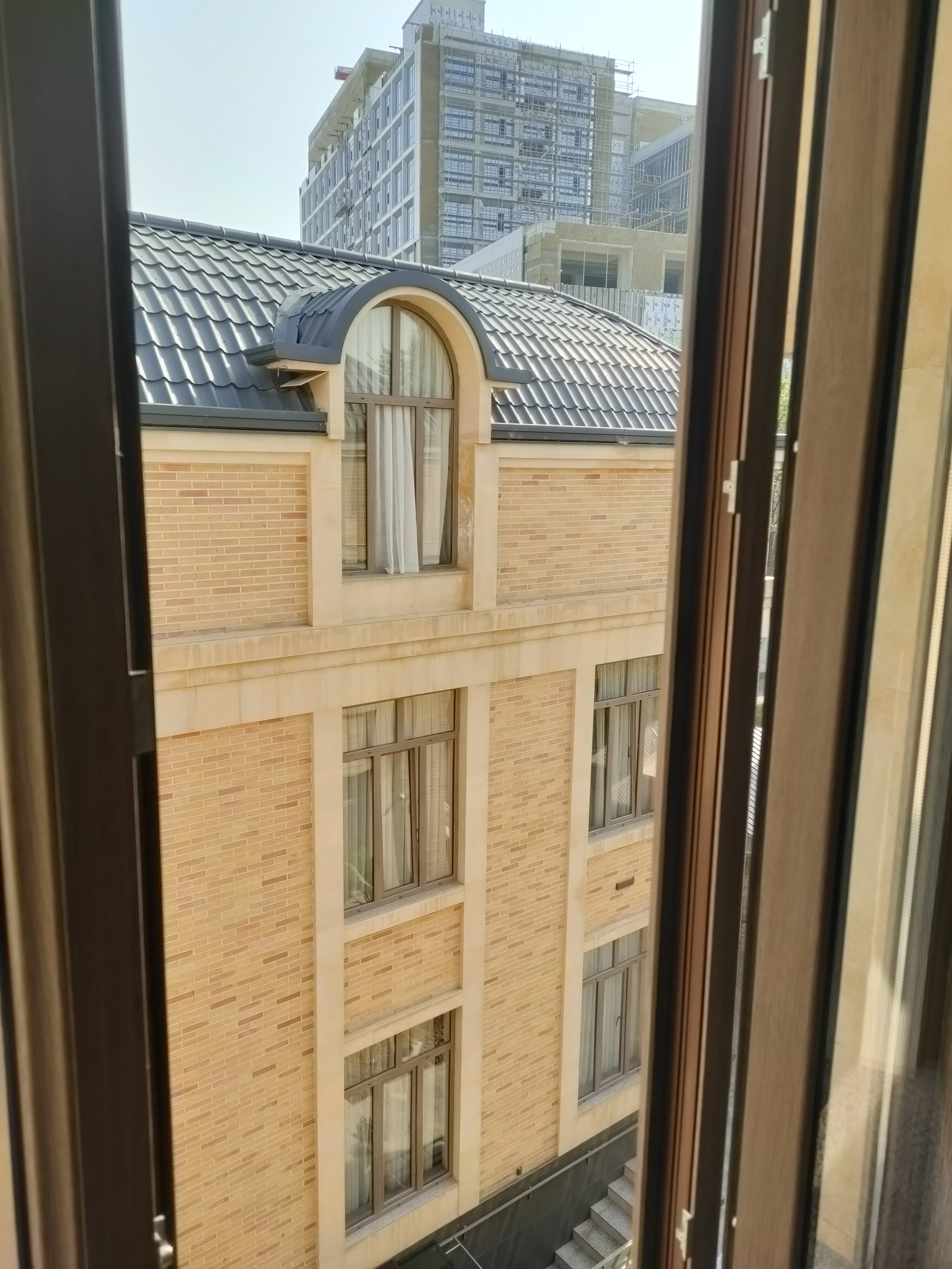 Фото Alpha Plaza