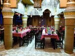 Pati-Shakh (Schyorsa Street, 78) ، مقهى