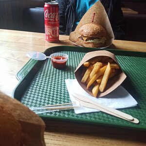 Burger club (Pobedy Street, 13), fast food