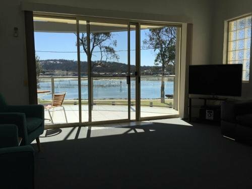 Апартаменты Merimbula Lake Apartments