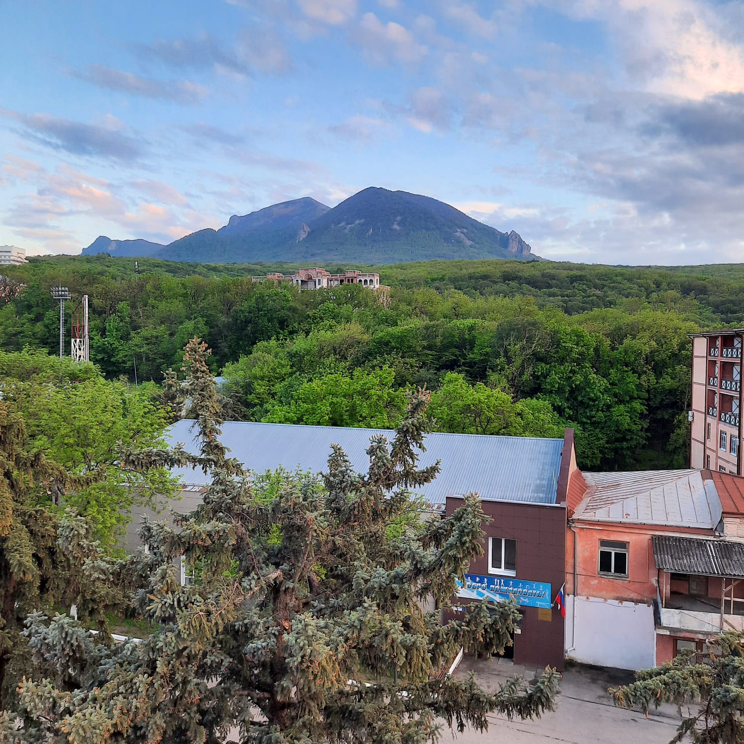 Фото Железноводская клиника ФГБУ СКФНКЦ ФМБА России