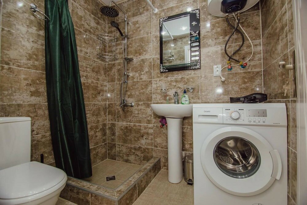 Фото Прекрасная студия в Батуми с выходом на крышу здания