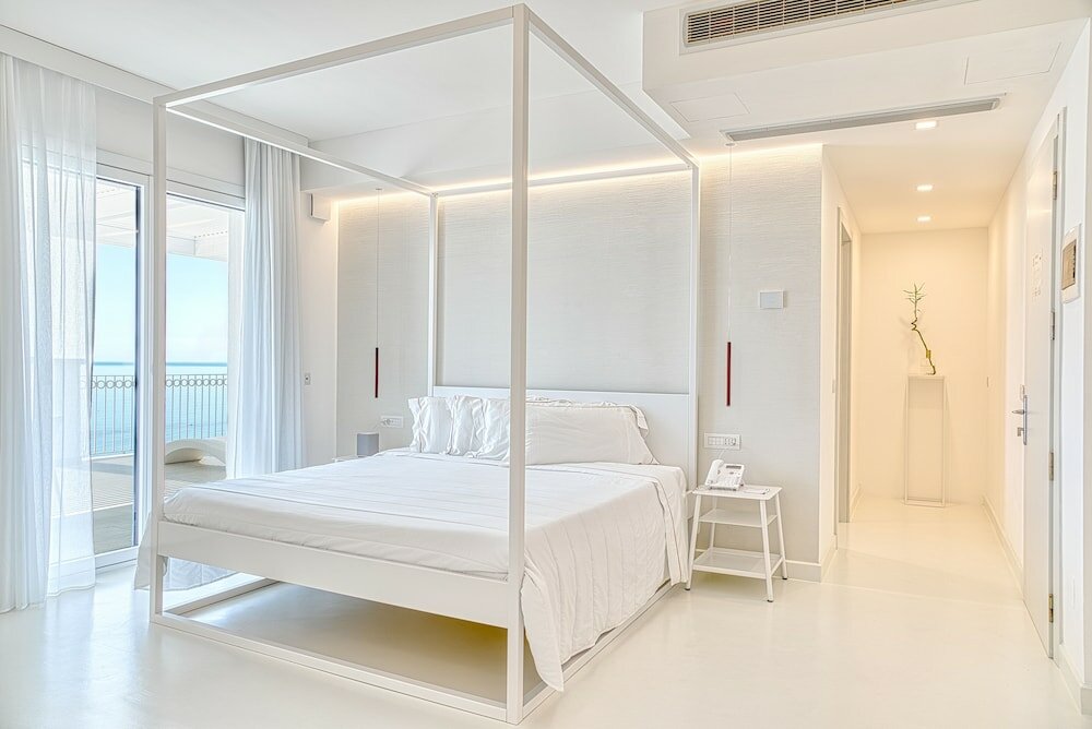 Фото Supporter Deluxe Hotel