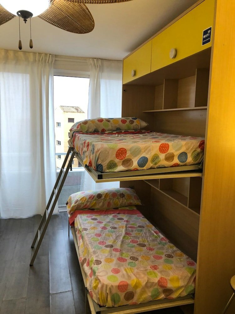 Фото Studio Low Cost Corinto Estudio