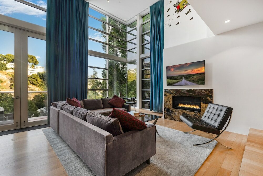 Фото Celebrity Chich