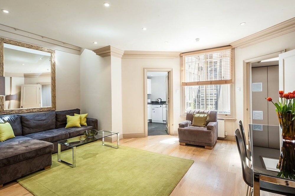 Фото Chelsea - Draycott Place apartments by Flying Butler