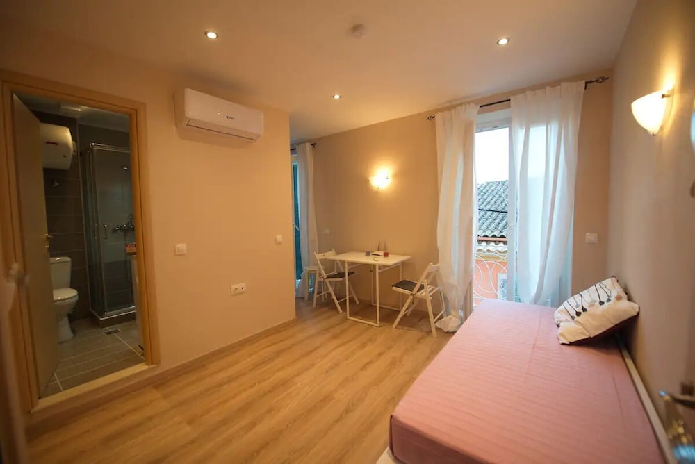 Фото Skalinada House