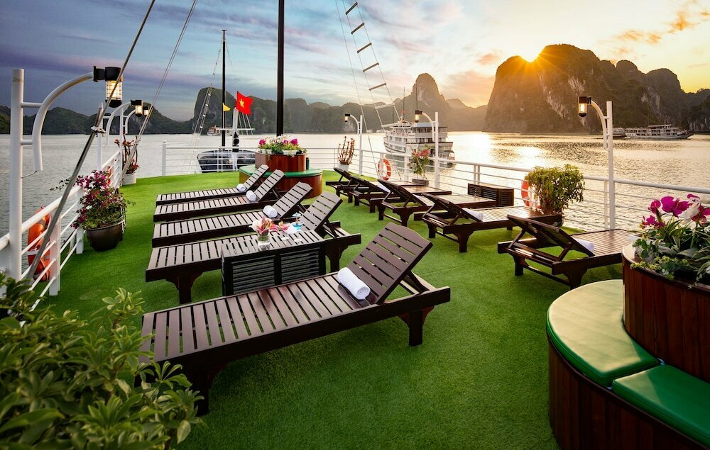 Hotel Lavender Elegance Cruise, Quảng Ninh Province, photo